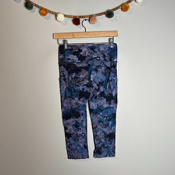Lululemon Wunder Under floral cropped leggings - Picture 4 of 5